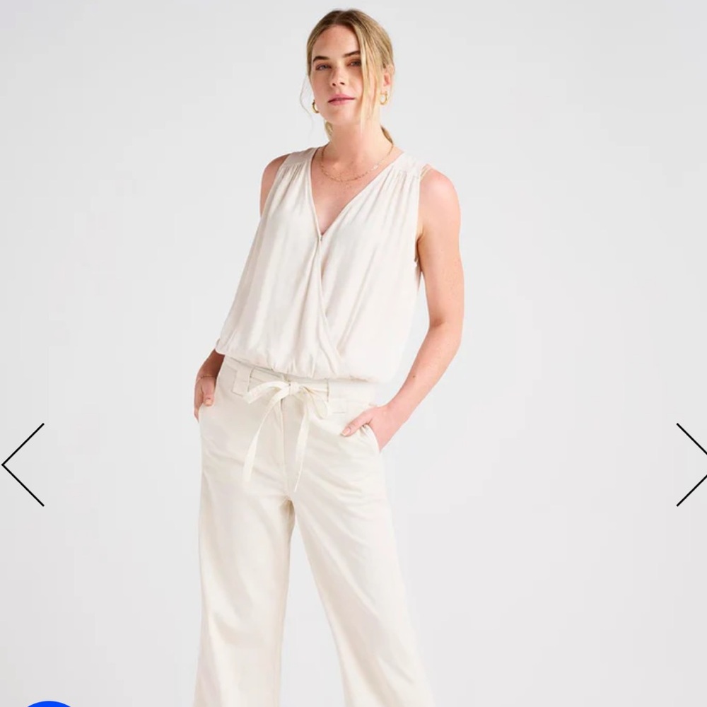 Splendid Lucia Solid Surplice Tank S
